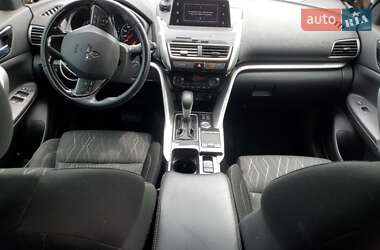 Позашляховик / Кросовер Mitsubishi Eclipse Cross 2018 в 