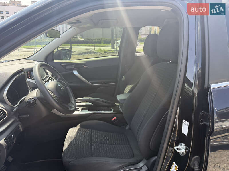 Внедорожник / Кроссовер Mitsubishi Eclipse Cross 2018 в Хмельницком