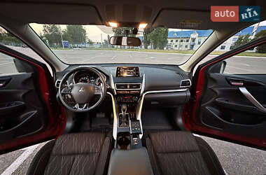 Внедорожник / Кроссовер Mitsubishi Eclipse Cross 2020 в 