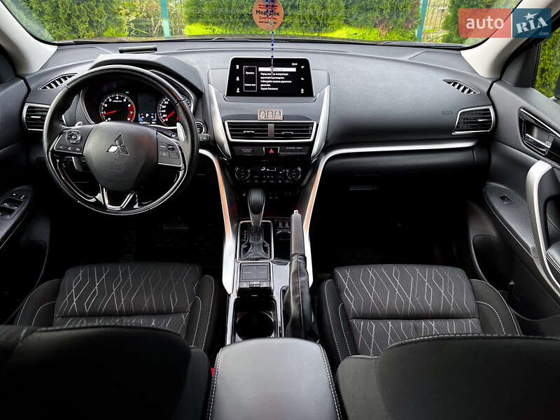 Позашляховик / Кросовер Mitsubishi Eclipse Cross 2018 в Мукачевому
