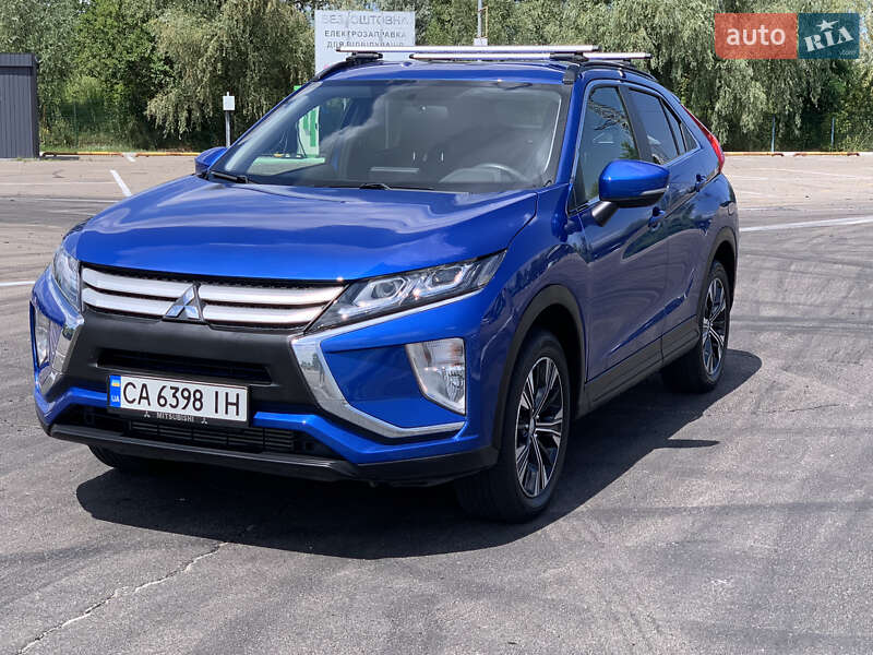 Позашляховик / Кросовер Mitsubishi Eclipse Cross 2020 в 