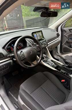 Внедорожник / Кроссовер Mitsubishi Eclipse Cross 2022 в 