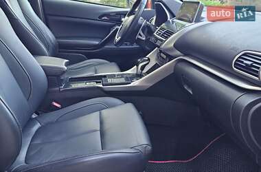 Позашляховик / Кросовер Mitsubishi Eclipse Cross 2018 в 