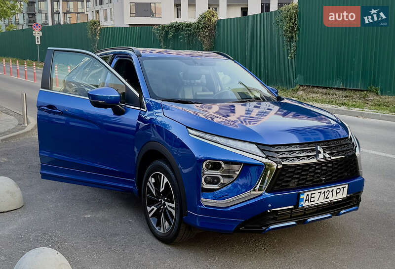 Внедорожник / Кроссовер Mitsubishi Eclipse Cross 2021 в 