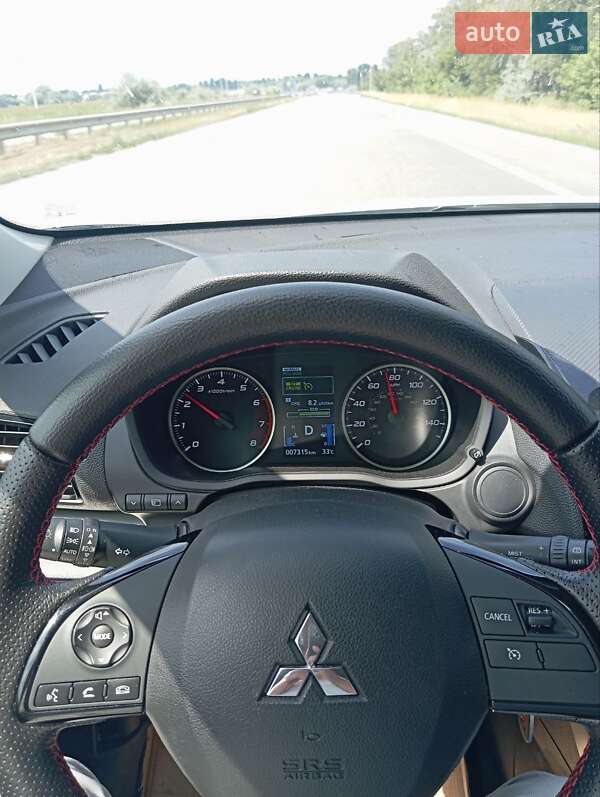 Позашляховик / Кросовер Mitsubishi Eclipse Cross 2022 в Києві
