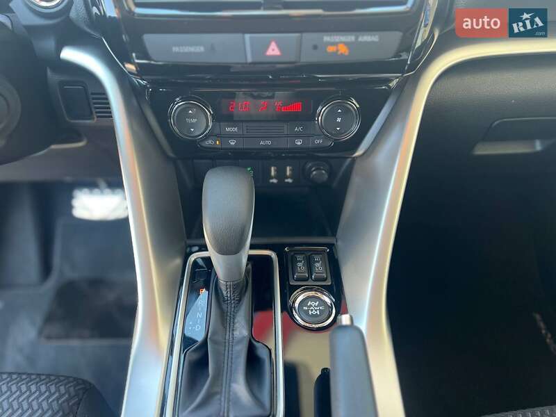 Позашляховик / Кросовер Mitsubishi Eclipse Cross 2024 в Одесі