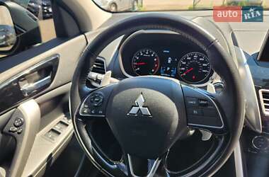 Внедорожник / Кроссовер Mitsubishi Eclipse Cross 2018 в 