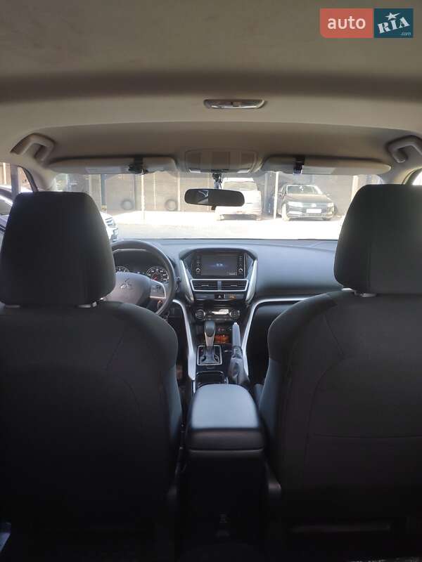 Внедорожник / Кроссовер Mitsubishi Eclipse Cross 2020 в Запорожье