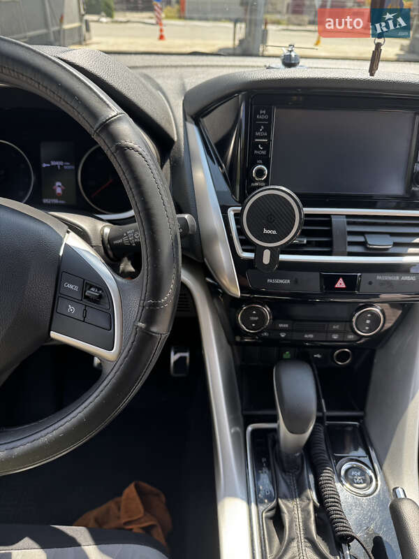 Внедорожник / Кроссовер Mitsubishi Eclipse Cross 2019 в Киеве