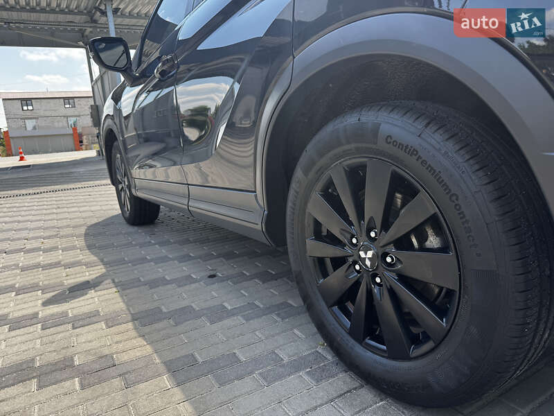 Внедорожник / Кроссовер Mitsubishi Eclipse Cross 2019 в Киеве