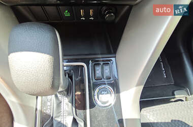 Внедорожник / Кроссовер Mitsubishi Eclipse Cross 2023 в 