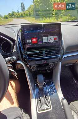 Внедорожник / Кроссовер Mitsubishi Eclipse Cross 2022 в 