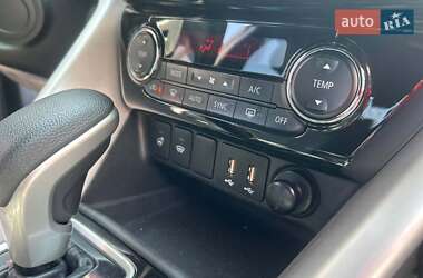 Внедорожник / Кроссовер Mitsubishi Eclipse Cross 2022 в 