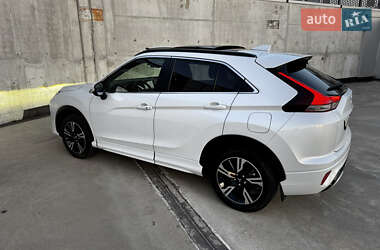 Внедорожник / Кроссовер Mitsubishi Eclipse Cross 2023 в 