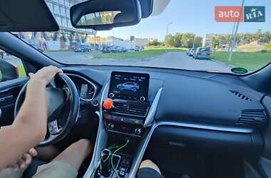 Внедорожник / Кроссовер Mitsubishi Eclipse Cross 2022 в 