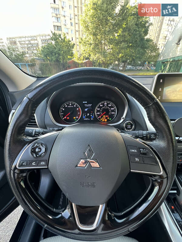 Позашляховик / Кросовер Mitsubishi Eclipse Cross 2018 в Києві