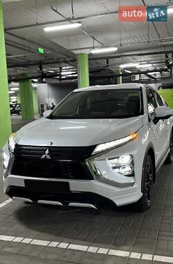 Внедорожник / Кроссовер Mitsubishi Eclipse Cross 2022 в 