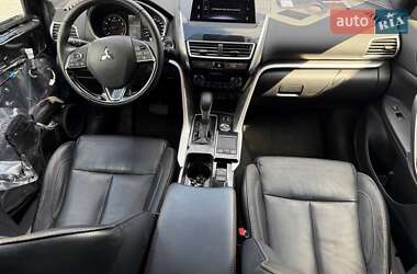 Позашляховик / Кросовер Mitsubishi Eclipse Cross 2020 в 