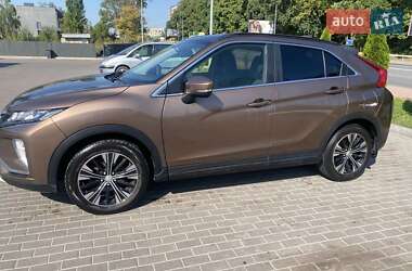Внедорожник / Кроссовер Mitsubishi Eclipse Cross 2018 в 