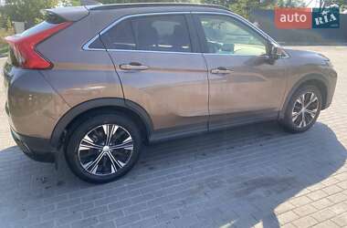Внедорожник / Кроссовер Mitsubishi Eclipse Cross 2018 в 