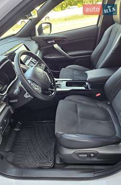 Внедорожник / Кроссовер Mitsubishi Eclipse Cross 2023 в 