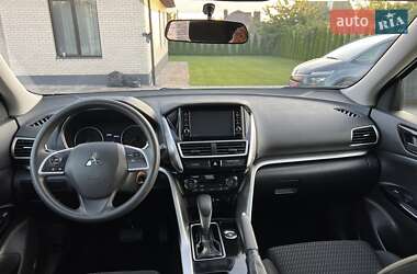 Позашляховик / Кросовер Mitsubishi Eclipse Cross 2018 в 