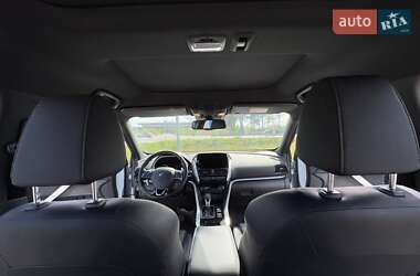 Внедорожник / Кроссовер Mitsubishi Eclipse Cross 2023 в 