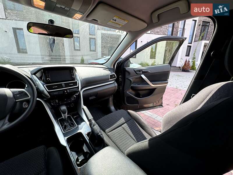 Позашляховик / Кросовер Mitsubishi Eclipse Cross 2018 в Гатне