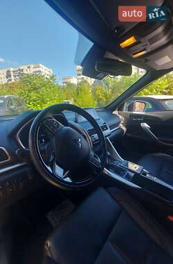 Позашляховик / Кросовер Mitsubishi Eclipse Cross 2020 в 