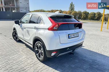 Внедорожник / Кроссовер Mitsubishi Eclipse Cross 2019 в 