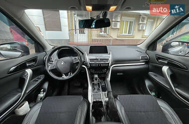 Внедорожник / Кроссовер Mitsubishi Eclipse Cross 2018 в 