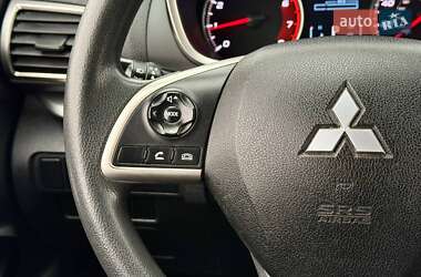 Позашляховик / Кросовер Mitsubishi Eclipse Cross 2018 в 