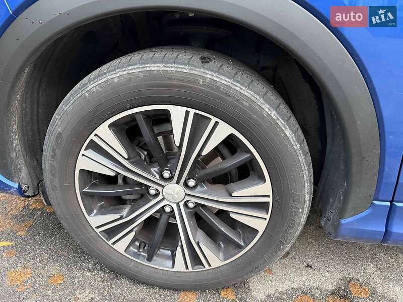 Позашляховик / Кросовер Mitsubishi Eclipse Cross 2021 в Києві фото 13 Позашляховик / Кросовер Mitsubishi Eclipse Cross 2021 в Києві