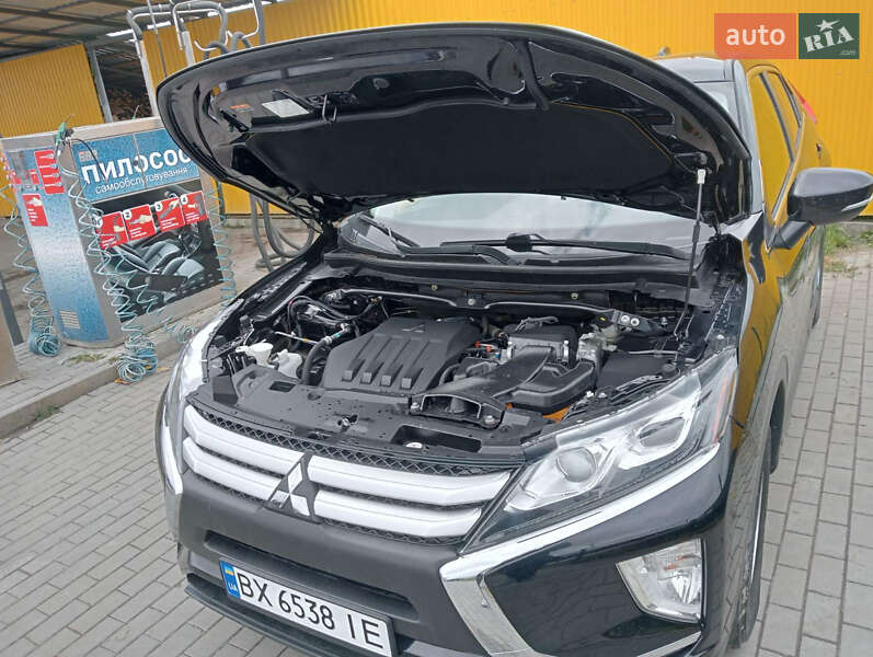 Позашляховик / Кросовер Mitsubishi Eclipse Cross 2020 в Києві фото 11 Позашляховик / Кросовер Mitsubishi Eclipse Cross 2020 в Києві