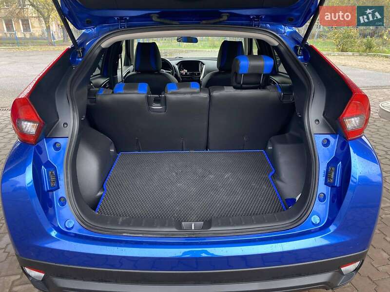 Позашляховик / Кросовер Mitsubishi Eclipse Cross 2018 в Миколаєві