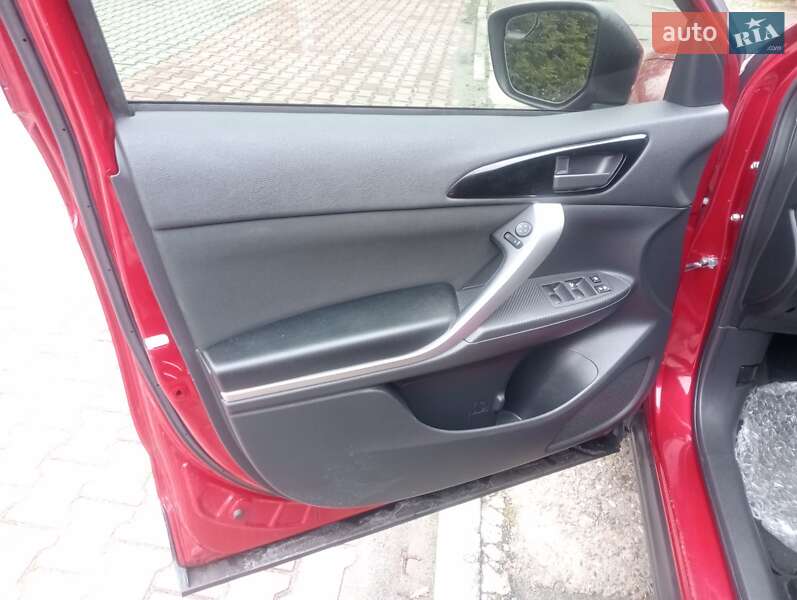 Внедорожник / Кроссовер Mitsubishi Eclipse Cross 2019 в Шепетовке фото 19 Внедорожник / Кроссовер Mitsubishi Eclipse Cross 2019 в Шепетовке