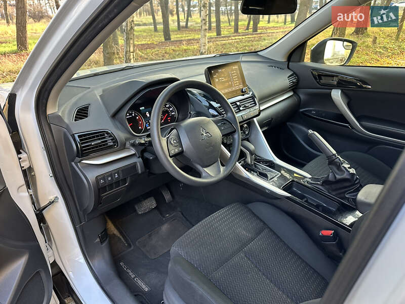 Внедорожник / Кроссовер Mitsubishi Eclipse Cross 2023 в Киеве фото 18 Внедорожник / Кроссовер Mitsubishi Eclipse Cross 2023 в Киеве