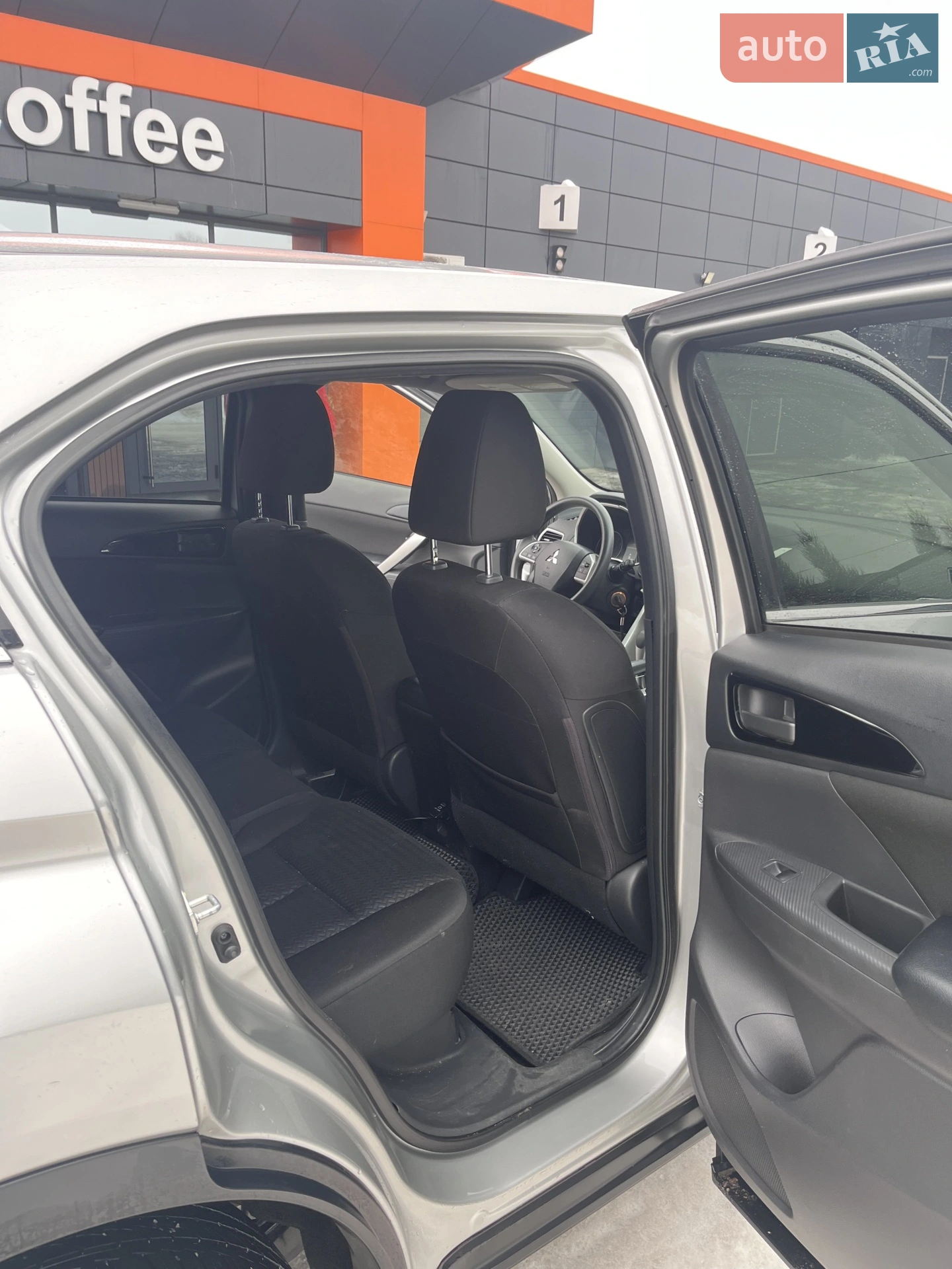 2018 Mitsubishi Eclipse Cross - мініатюра 15