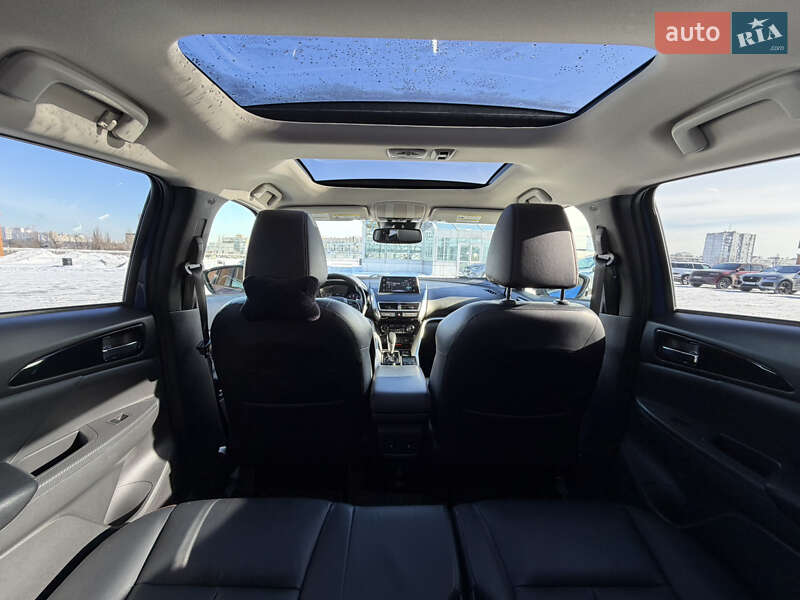 Внедорожник / Кроссовер Mitsubishi Eclipse Cross 2018 в Киеве