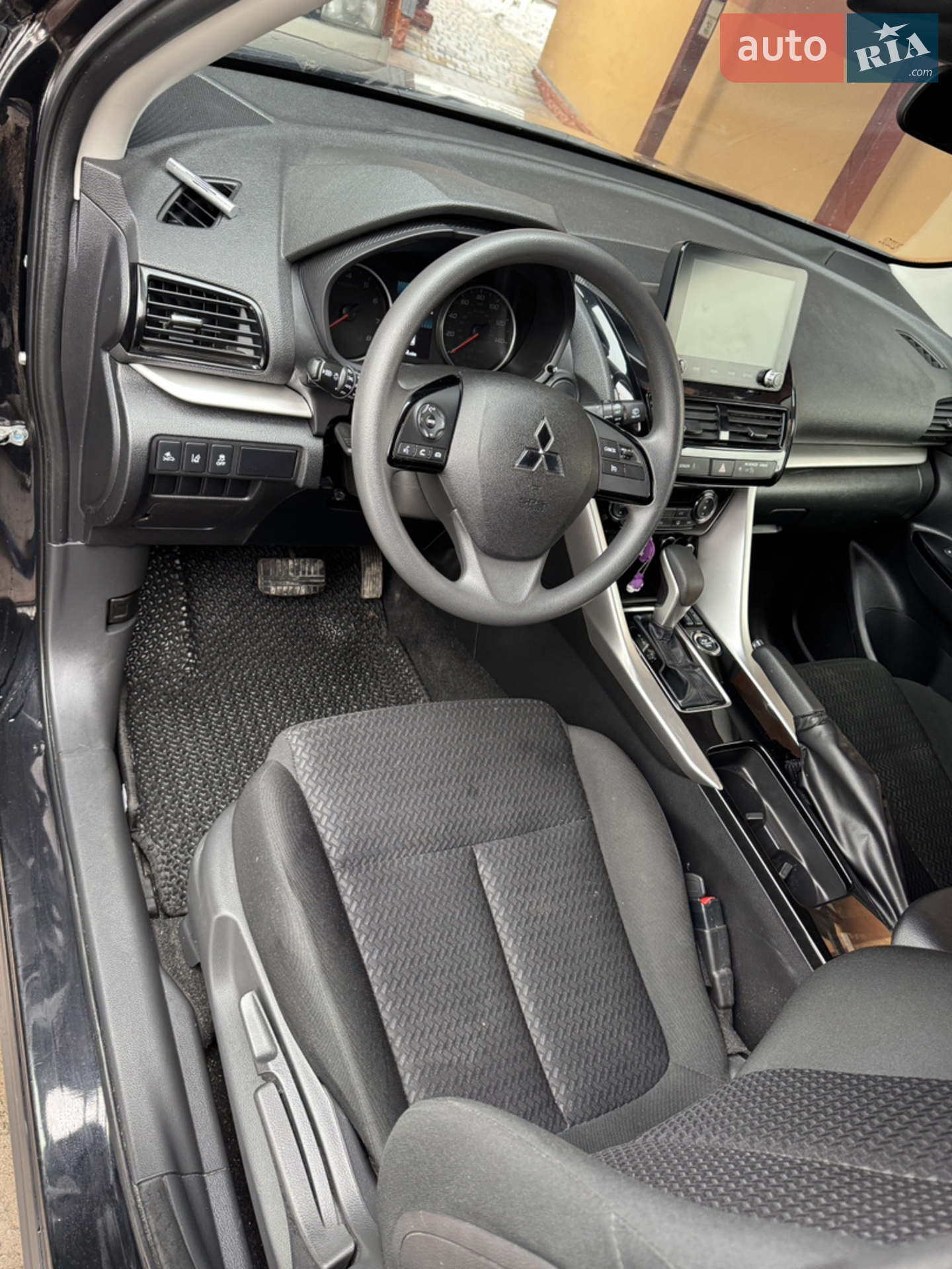 2022 Mitsubishi Eclipse Cross - мініатюра 11