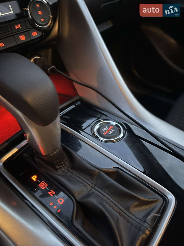 Внедорожник / Кроссовер Mitsubishi Eclipse Cross 2018 в Киеве