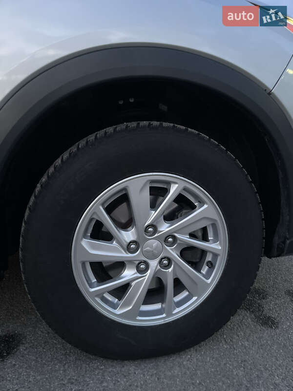 Внедорожник / Кроссовер Mitsubishi Eclipse Cross 2018 в Киеве