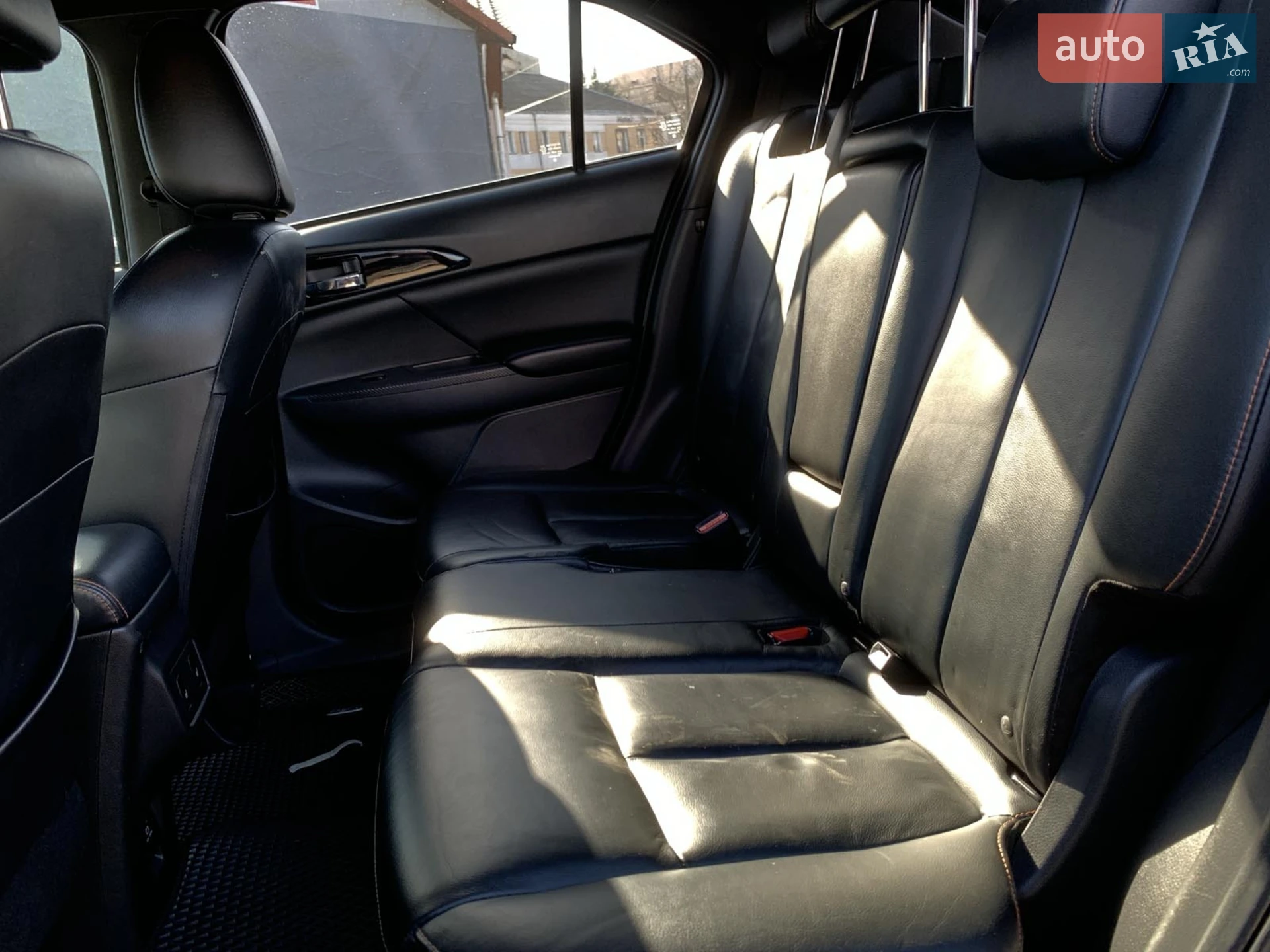2019 Mitsubishi Eclipse Cross - мініатюра 26