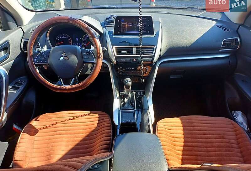 Внедорожник / Кроссовер Mitsubishi Eclipse Cross 2018 в Киеве фото 10 Внедорожник / Кроссовер Mitsubishi Eclipse Cross 2018 в Киеве