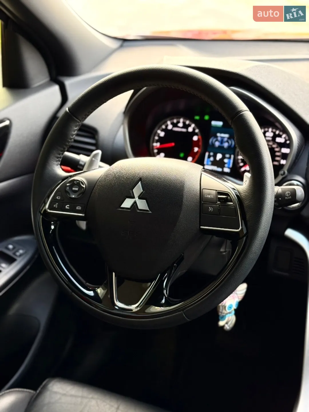 2023 Mitsubishi Eclipse Cross - мініатюра 24