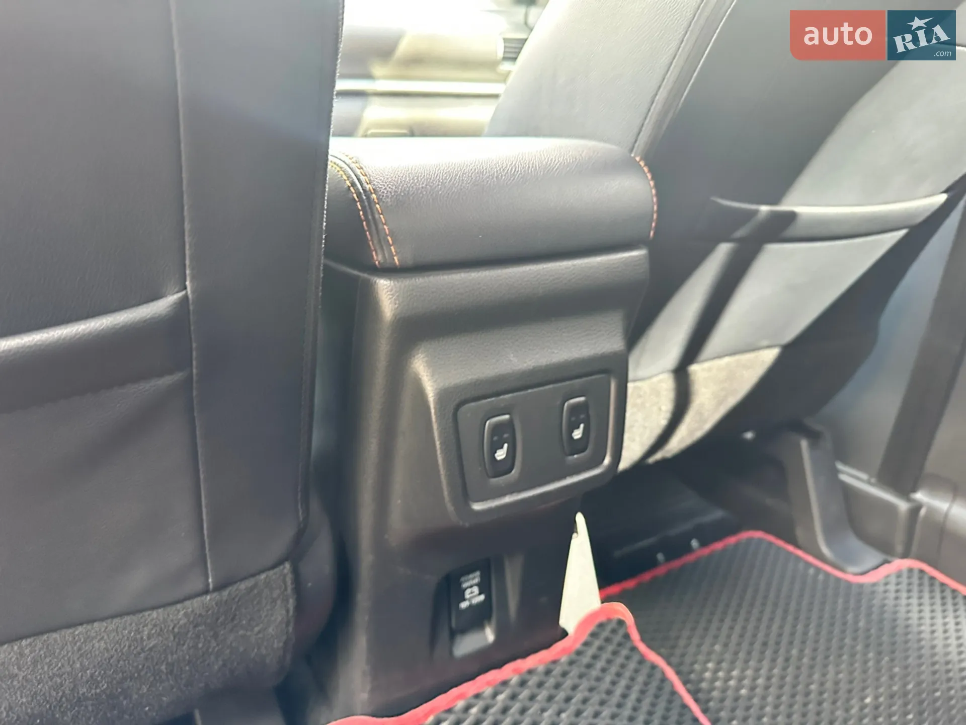 2019 Mitsubishi Eclipse Cross - мініатюра 37