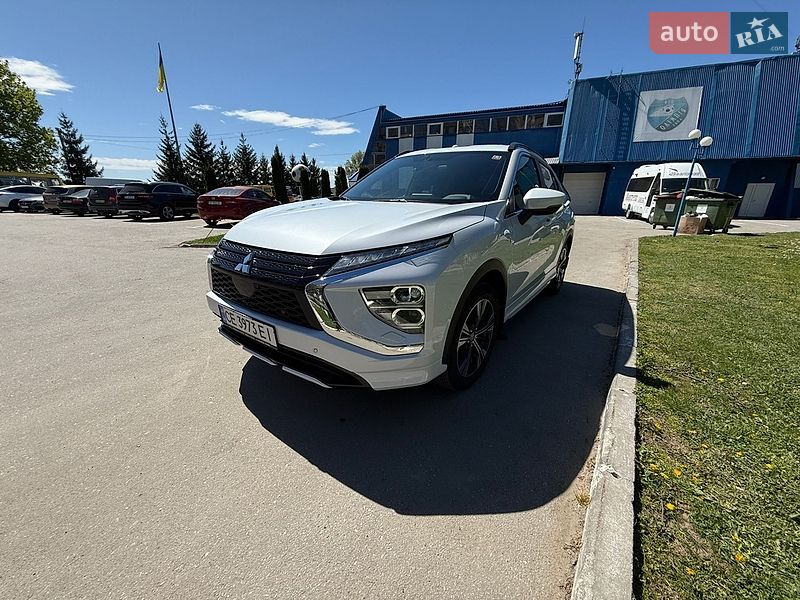 Позашляховик / Кросовер Mitsubishi Eclipse Cross 2022 в Чернівцях