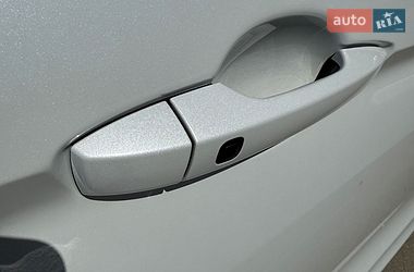 Позашляховик / Кросовер Mitsubishi Eclipse Cross 2022 в Чернівцях