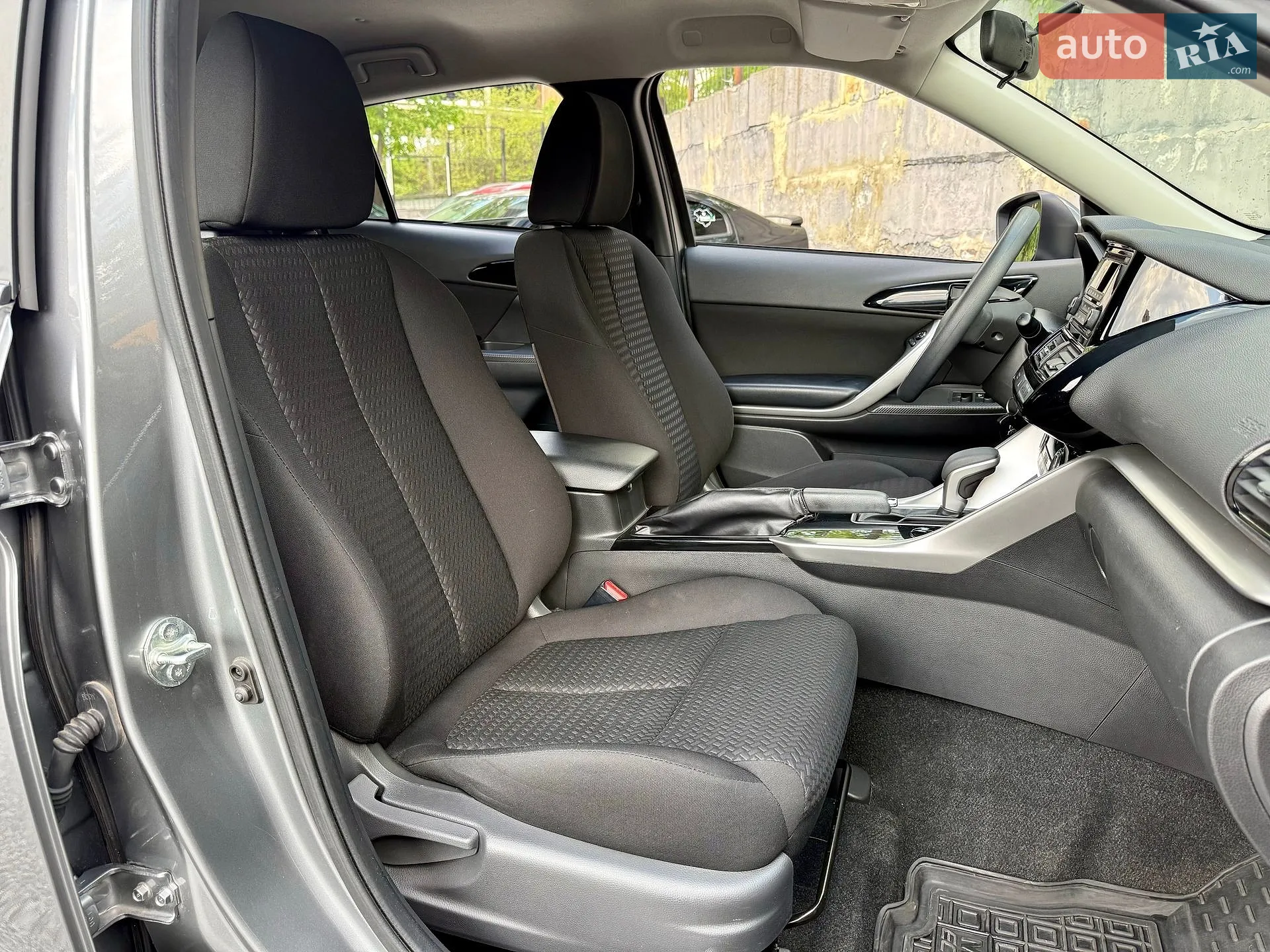 2021 Mitsubishi Eclipse Cross - мініатюра 9
