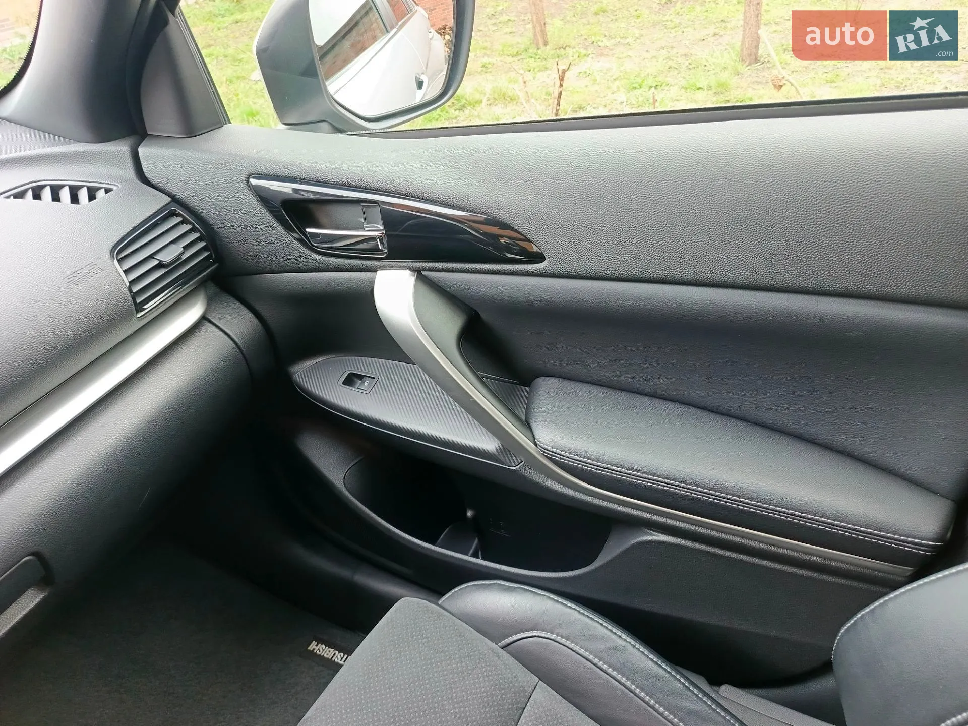 2021 Mitsubishi Eclipse Cross - мініатюра 12